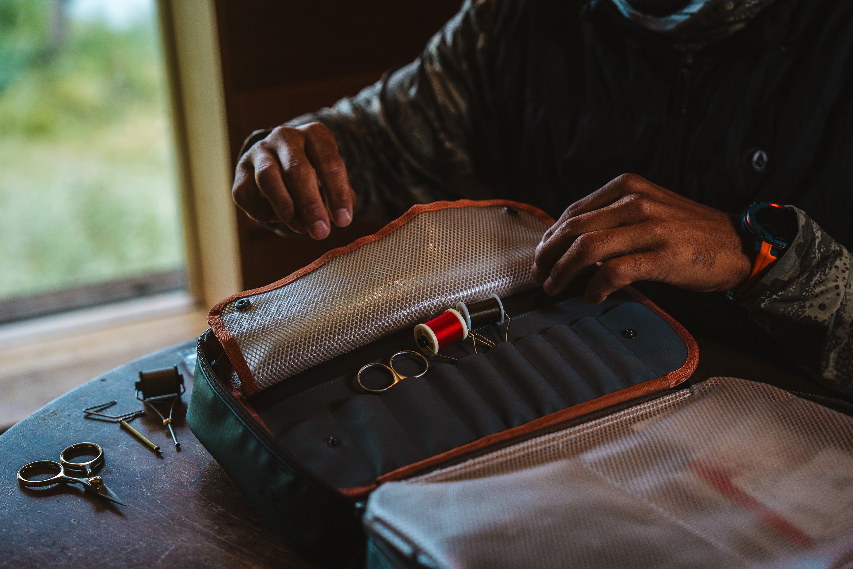 Fishpond Backwater Fly Tying Kit