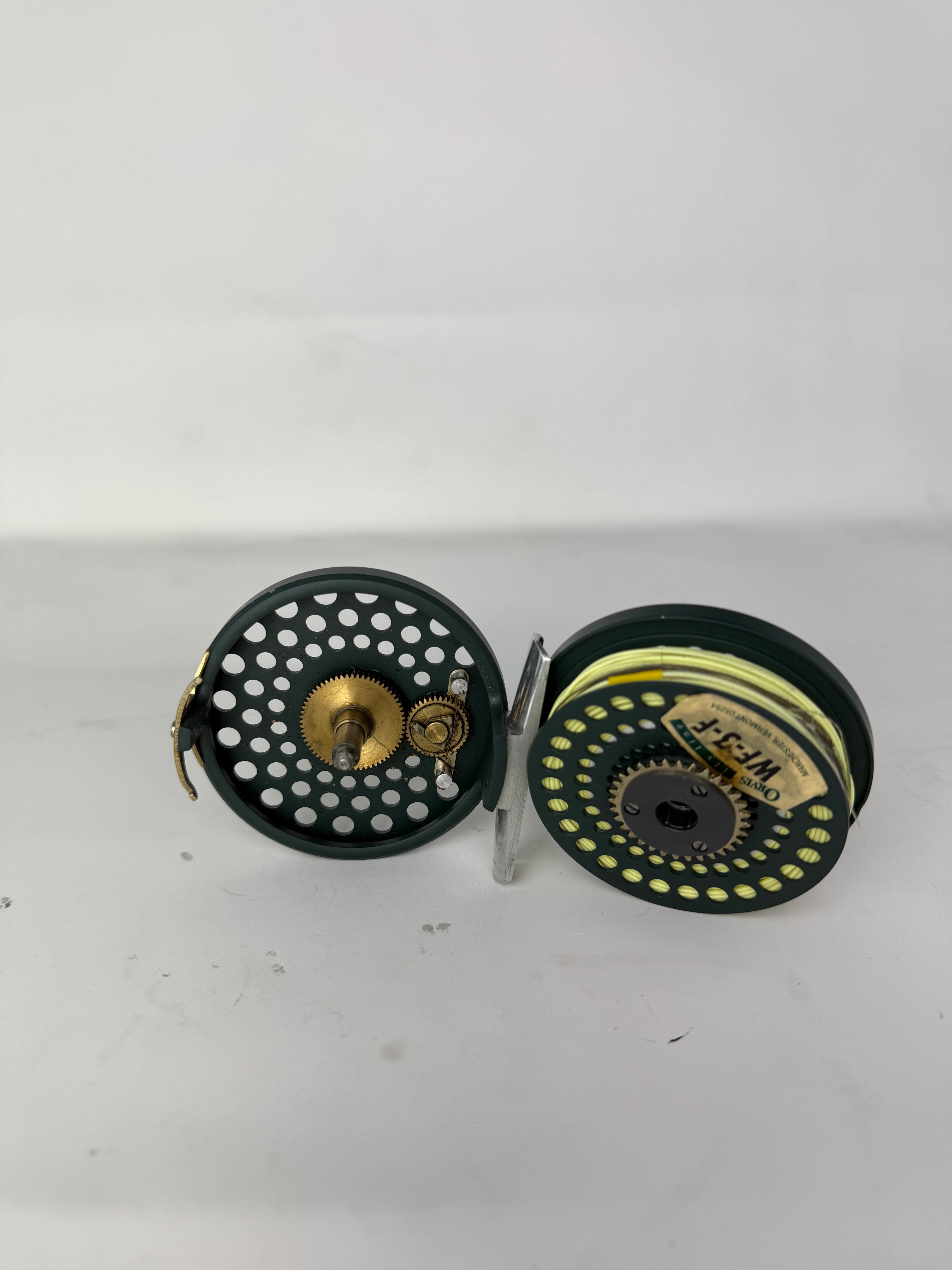 Used Orvis CFO 1-2-3 Reel Green