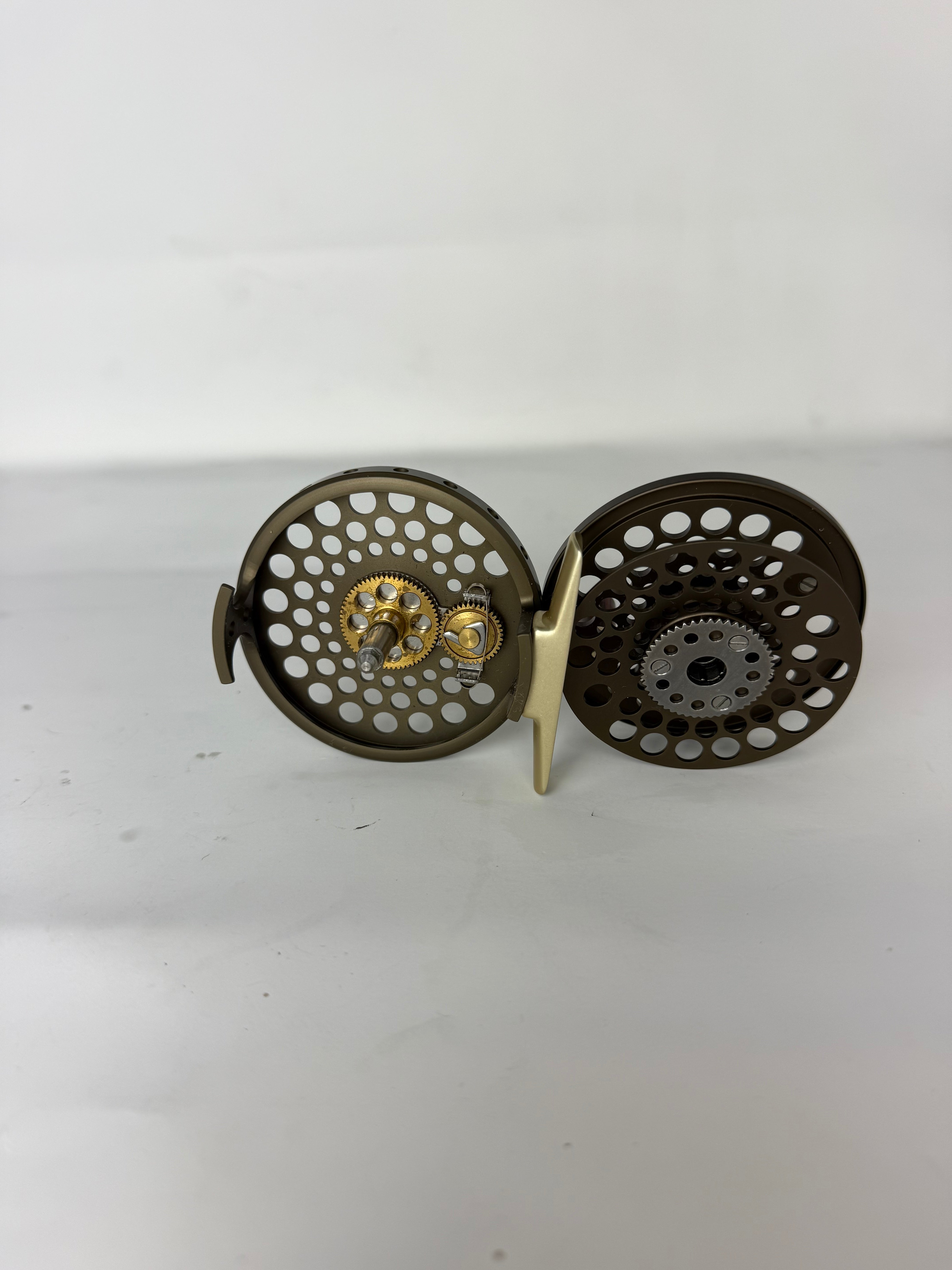 Used Orvis CFO 2 Reel Bronze
