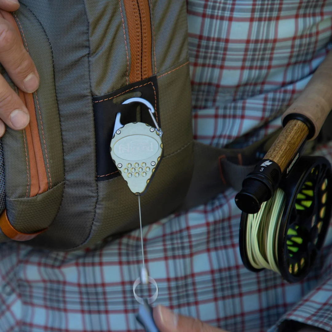 Fishpond Arrowhead Retractor