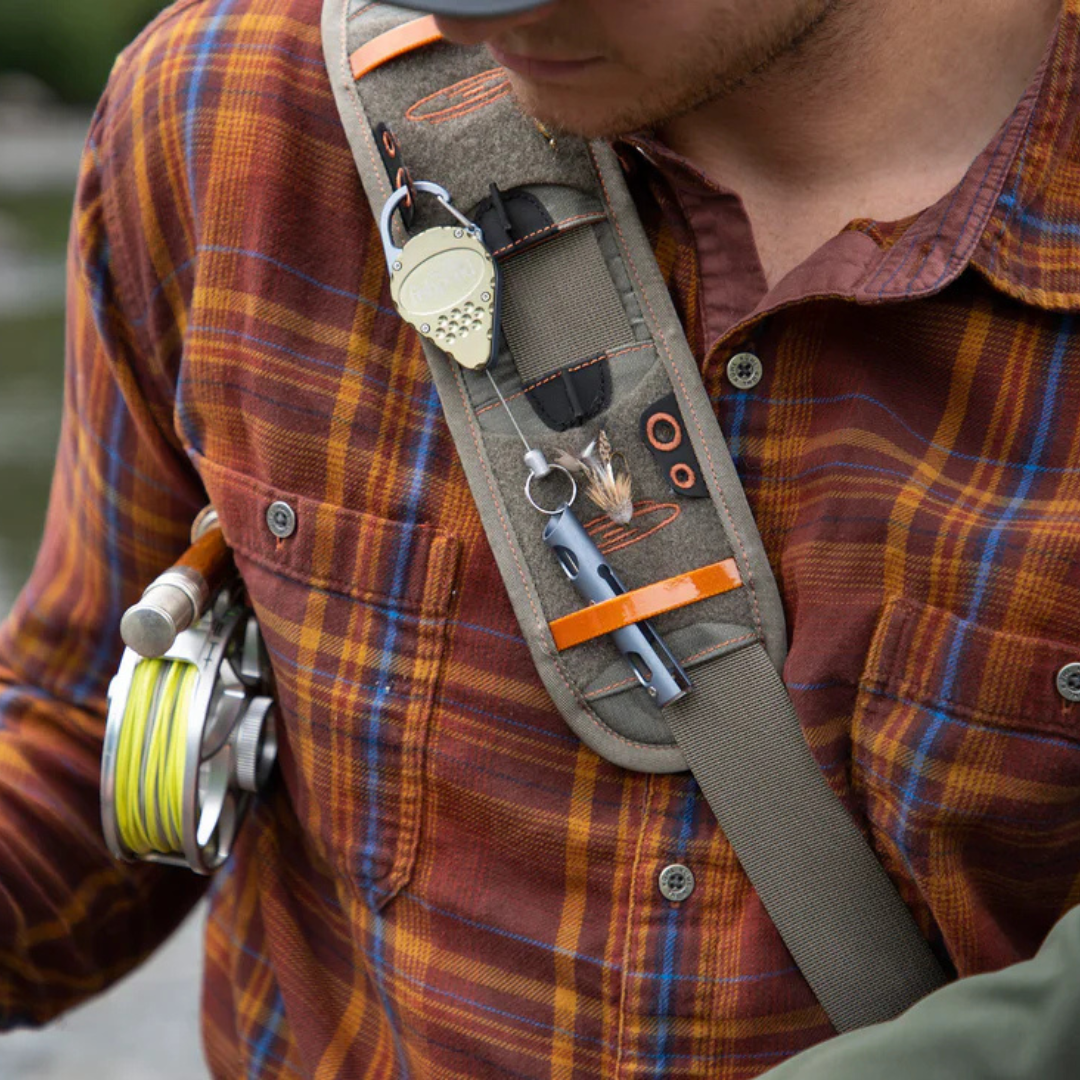 Fishpond Arrowhead Retractor