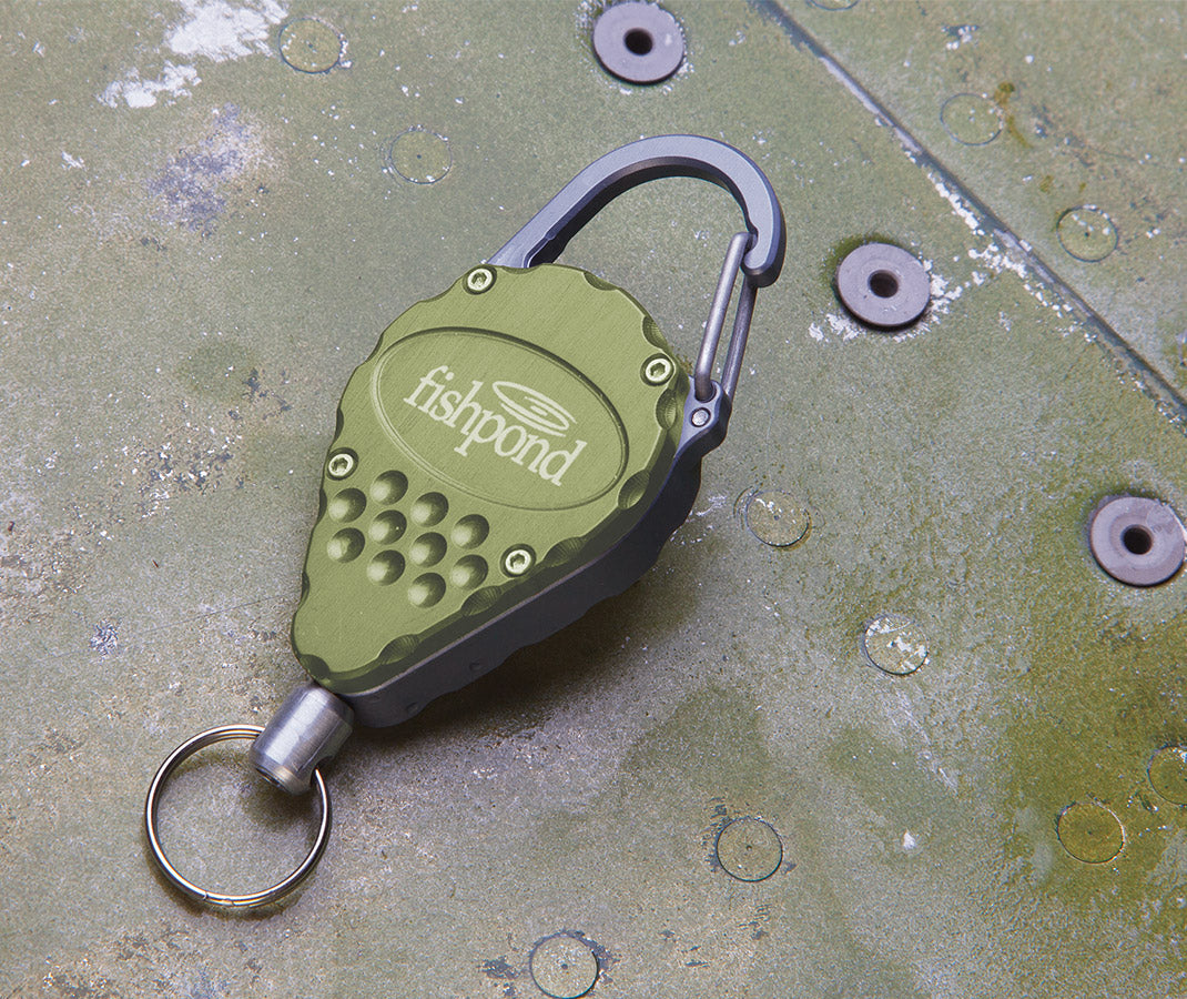 Fishpond Arrowhead Retractor