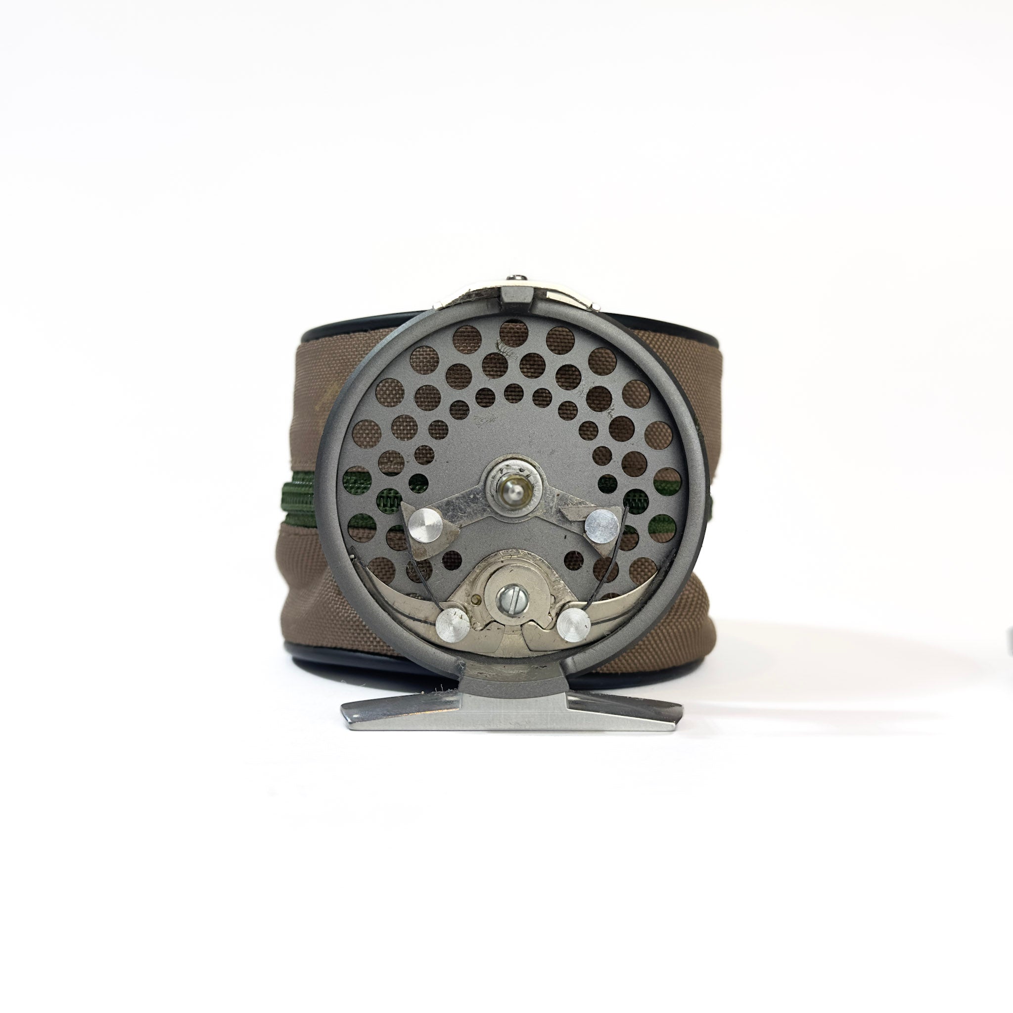 Used Orvis CFO 1-2-3 Reel Silver