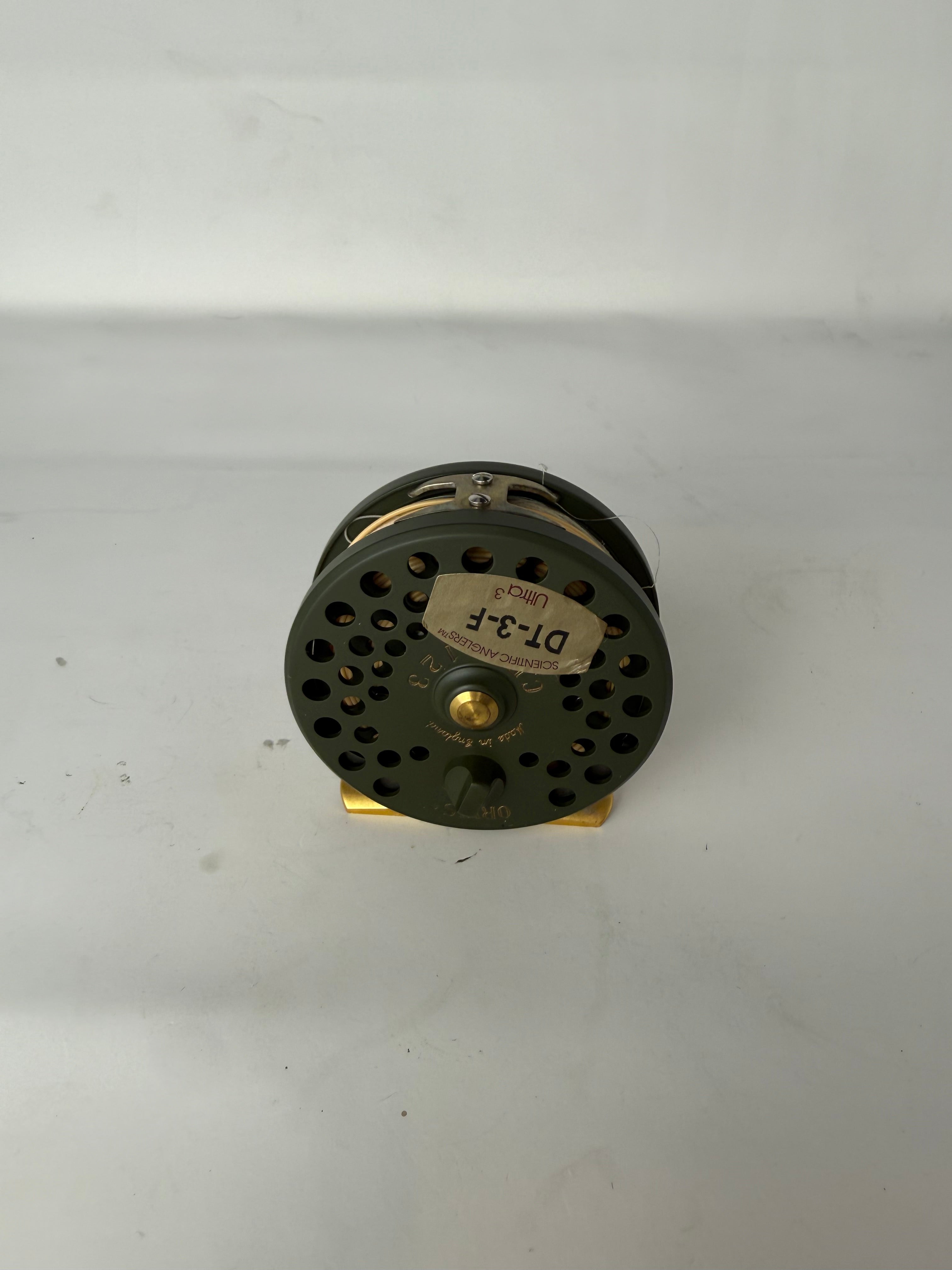 Used Orvis CFO 1-2-3 Reel Green